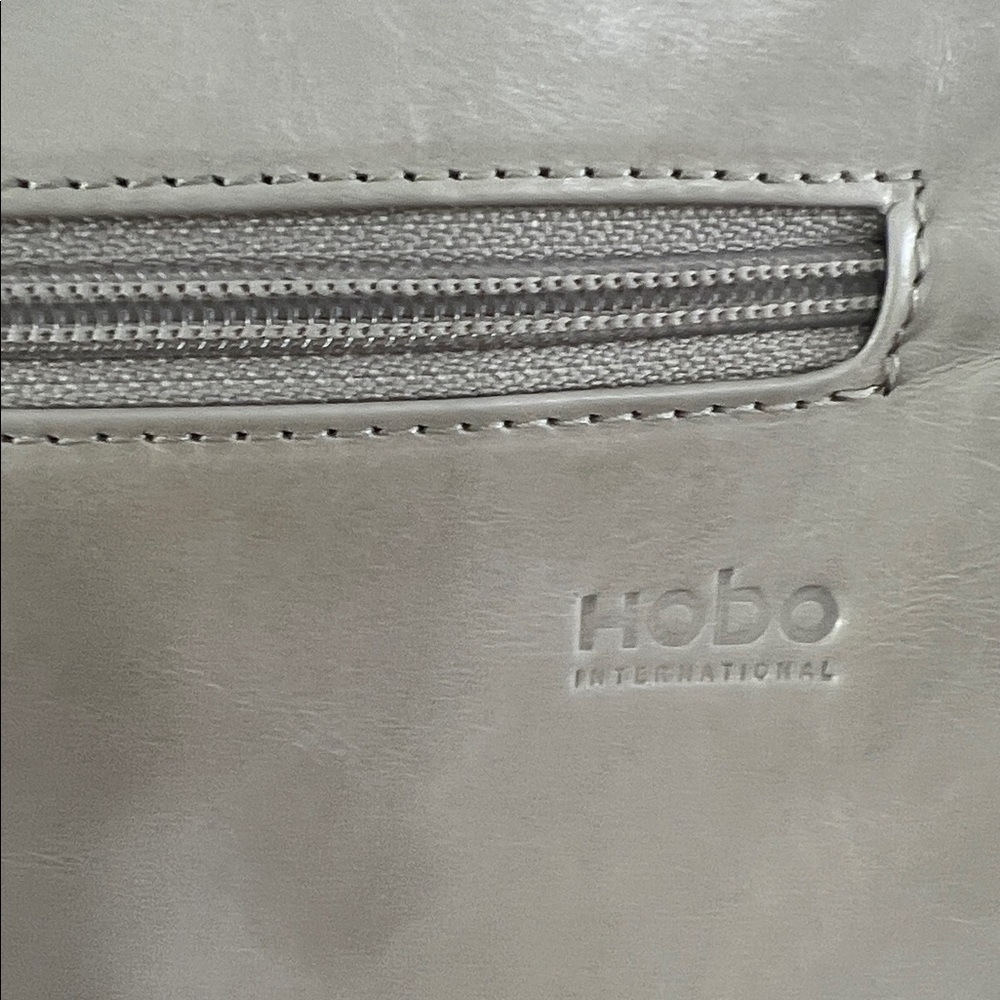 Hobo International crossbody handbag - Picture 5 of 14
